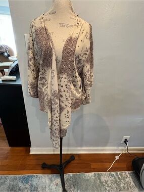 Final Touch Top Size M NWT